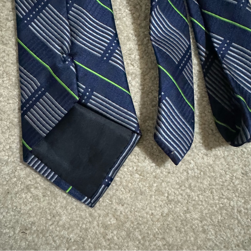 Seattle Seahawks NFL Neck Tie Navy Green Gray-One Size - Picture 3 of 5